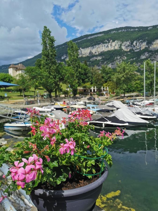 Chez Karine Bed & Breakfast Ceyzerieu Dış mekan fotoğraf