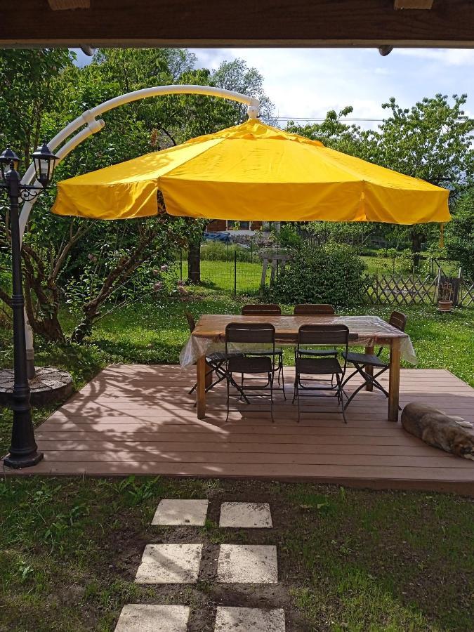 Chez Karine Bed & Breakfast Ceyzerieu Dış mekan fotoğraf