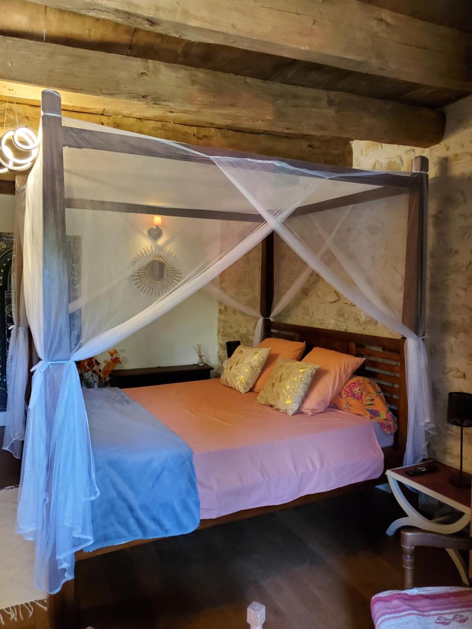 Chez Karine Bed & Breakfast Ceyzerieu Dış mekan fotoğraf