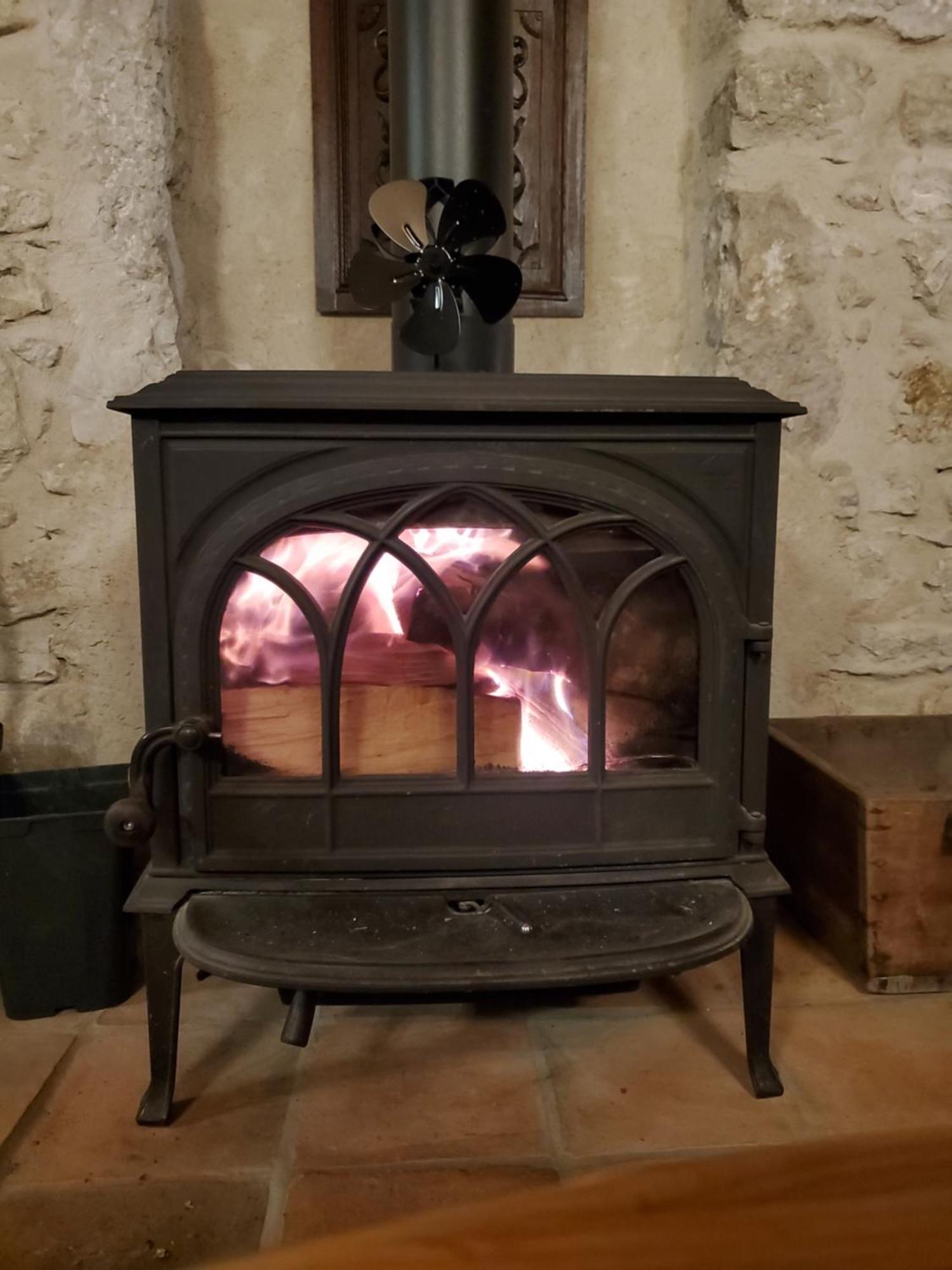 Chez Karine Bed & Breakfast Ceyzerieu Dış mekan fotoğraf